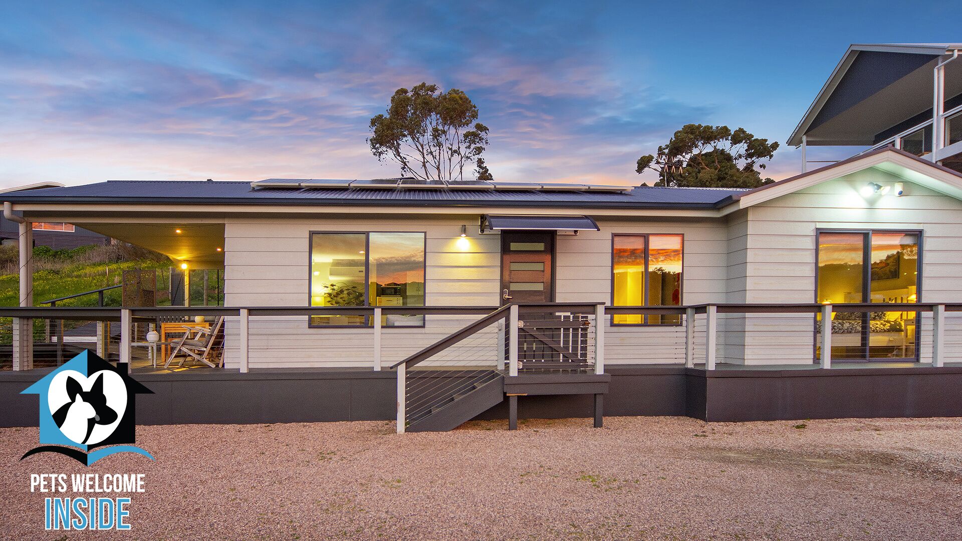 Lake & Reserve Front Bird Haven - 3BR — image 2
