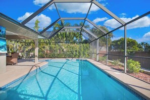 Pool - Boutique Bliss at Vanderbilt Beach,Outdoor Gazebo (Naples)