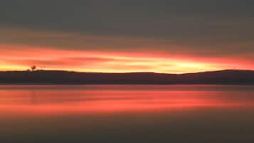Sun-loungers, beach towels