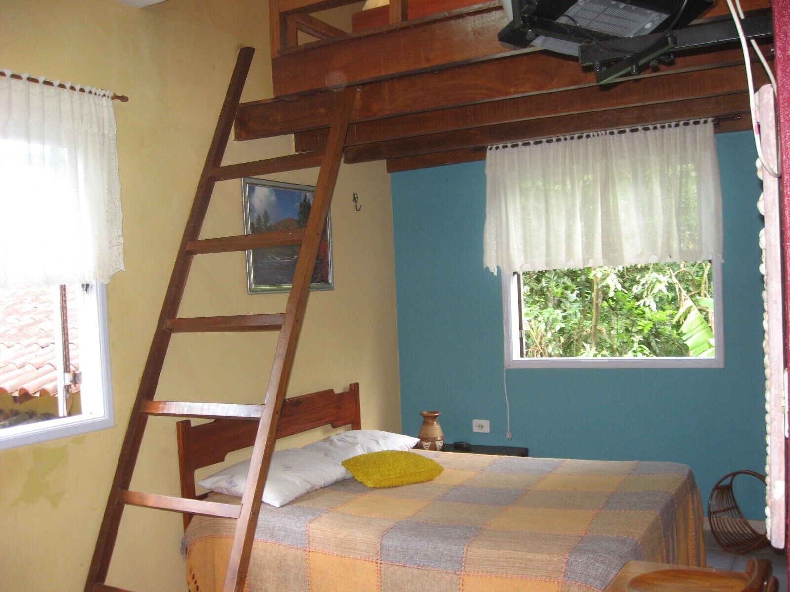 COMFORTABLE CHALET IN BADALADA MARESIAS