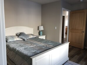 3 habitaciones, cuna de viaje, wifi gratis y ropa de cama 