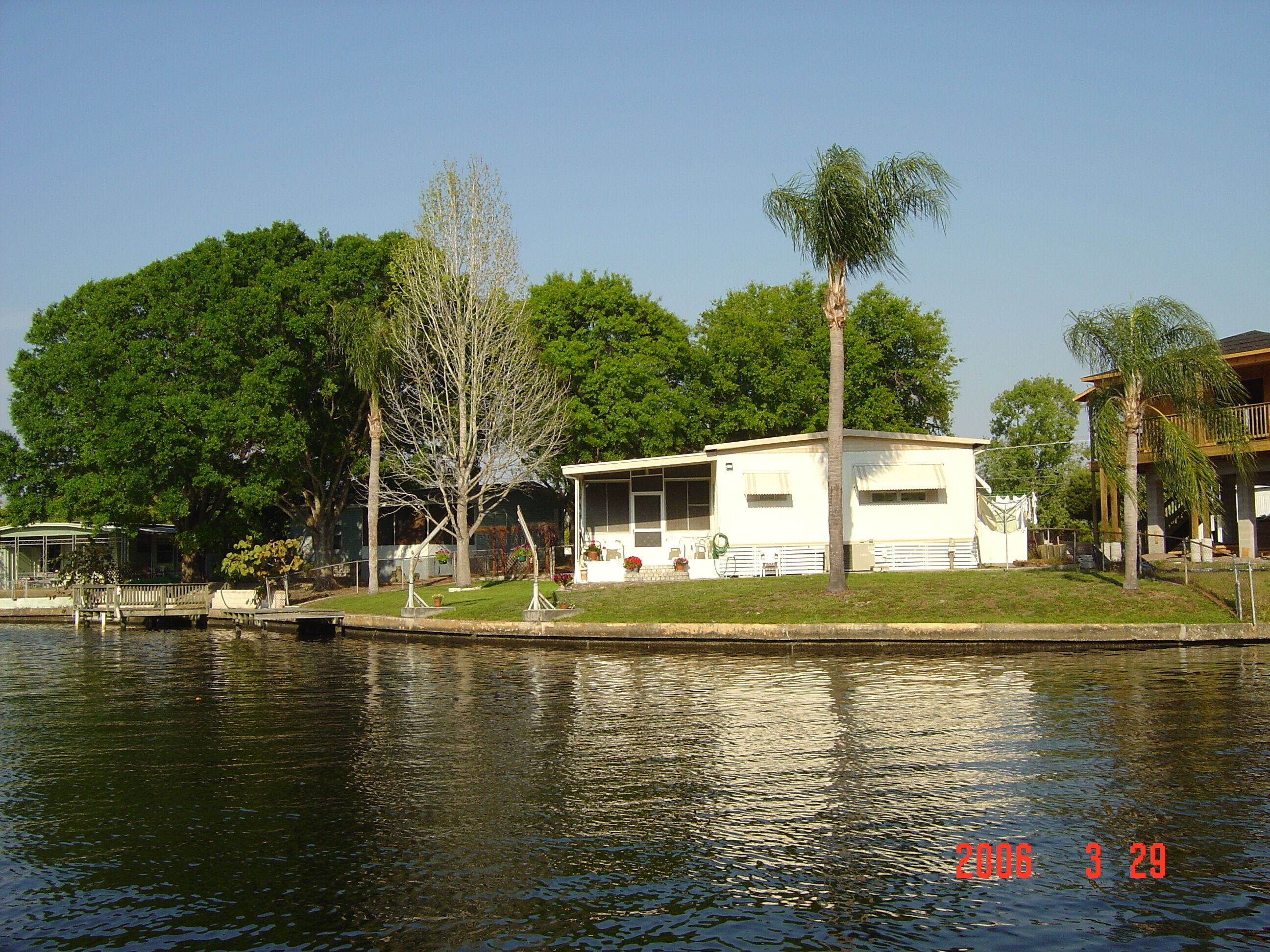 Waterfront - PointePlace on Rocky Creek