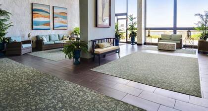 OCEANFRONT! 2025 Prime Weeks Available! Great Views! Covered Pool in Summer!