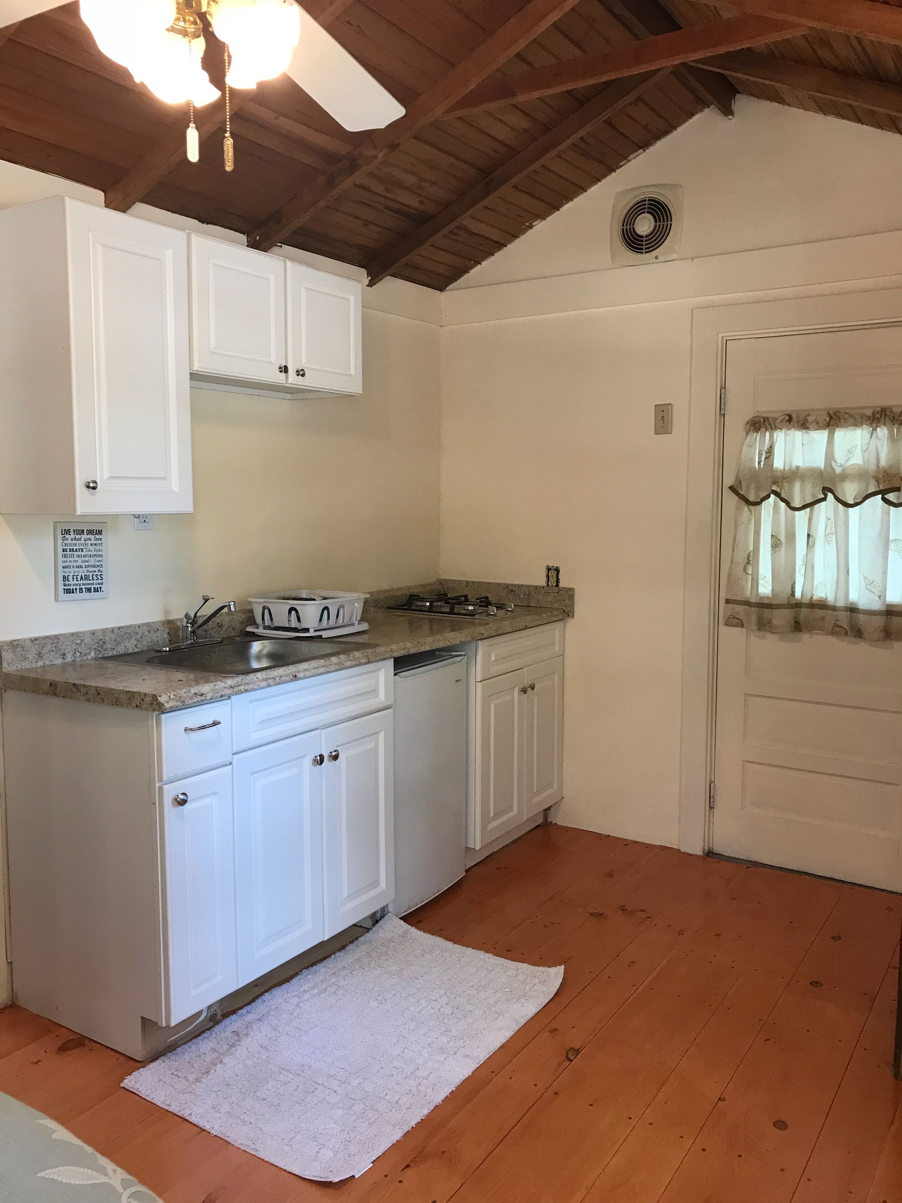 8-Nestled In The Pines In The Heart Of Cape Cod