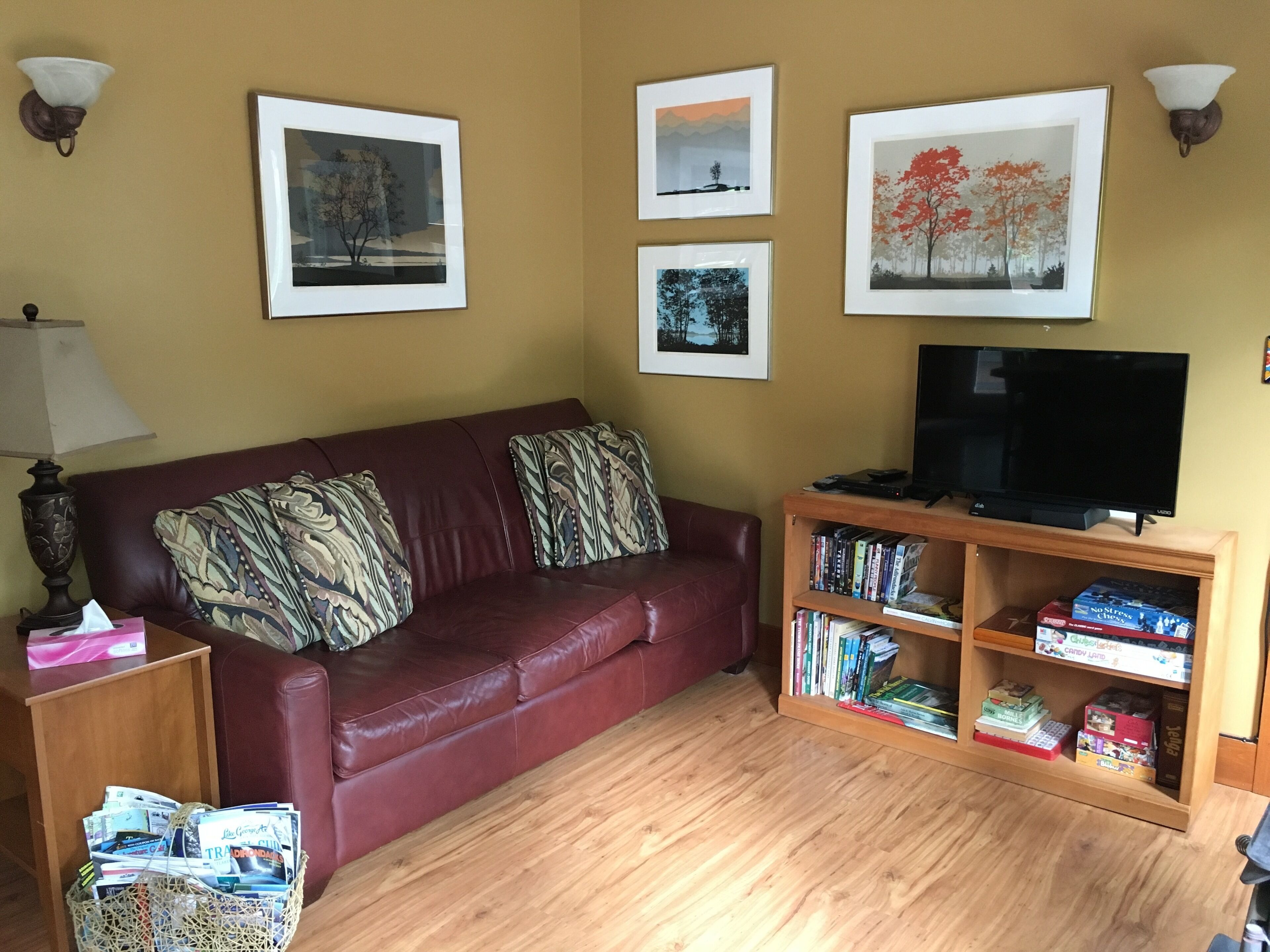 Adirondack Star Ridge  Cottage - A ‘Peace’ of Heaven on 30 private acres