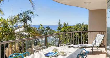 5 Pacific Outlook - Ocean View Apartment in Sunshine Beach
