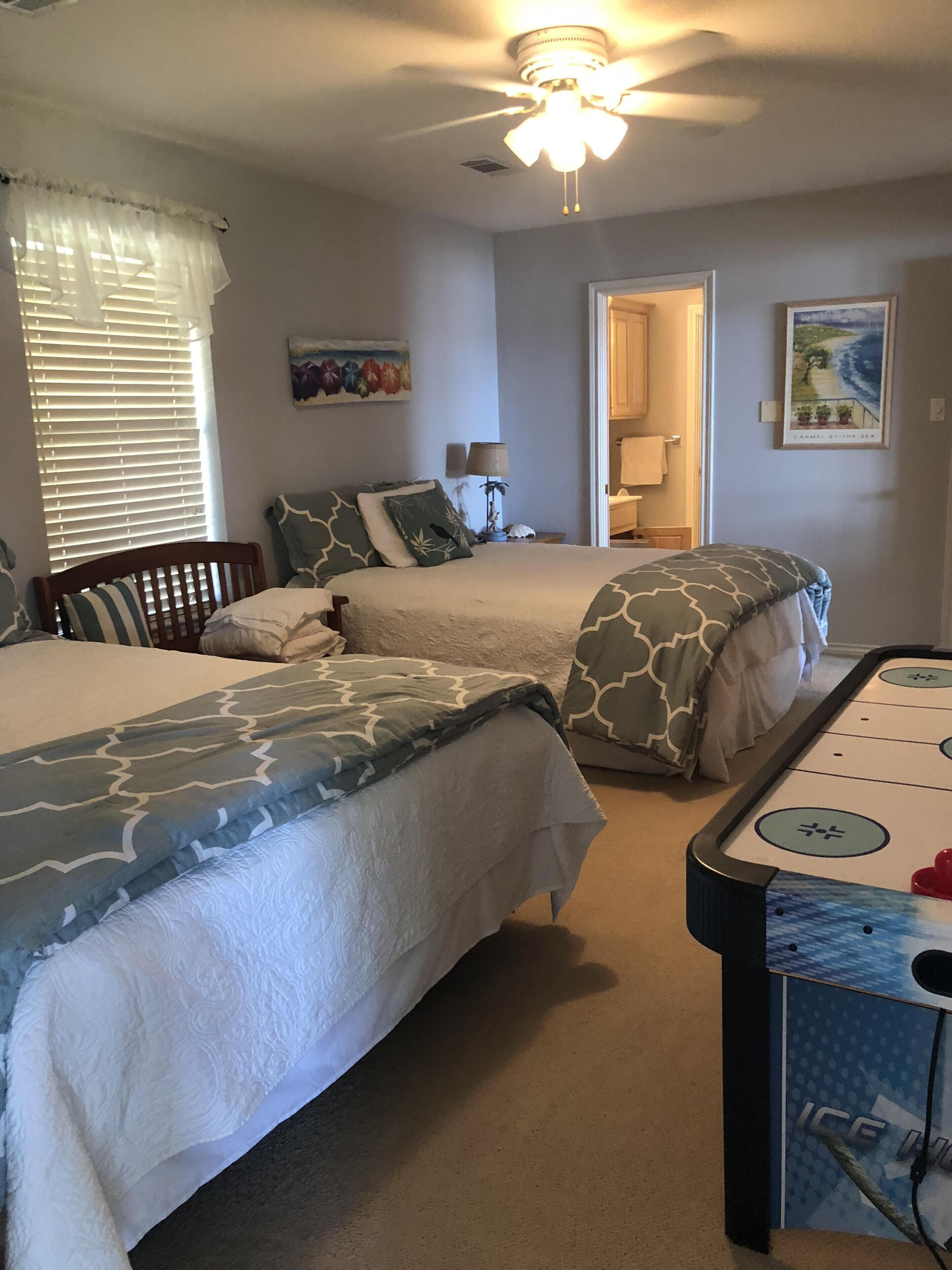 Lakeside relaxation and fun on open water.- Great for Families - 5 Star reviews