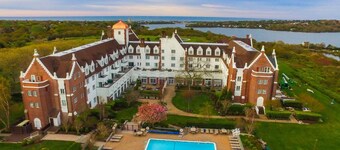 Montauk Mansion innendørs og utendørs bassenger