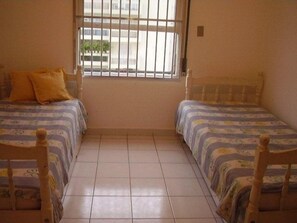 2 quartos, acesso para cadeiras de rodas