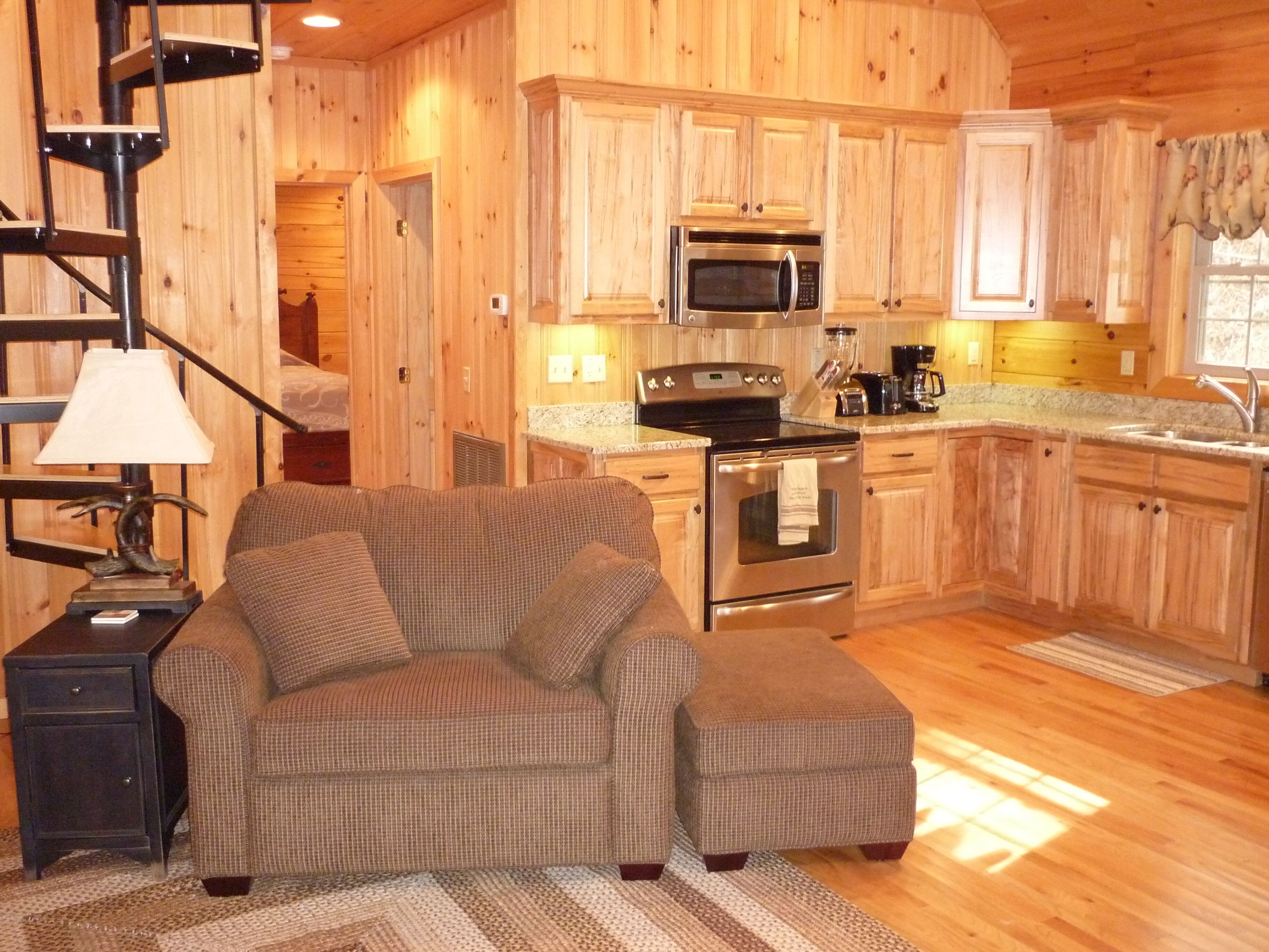 Cozy Cabin next to Cherokee and Smoky Nat'l Park