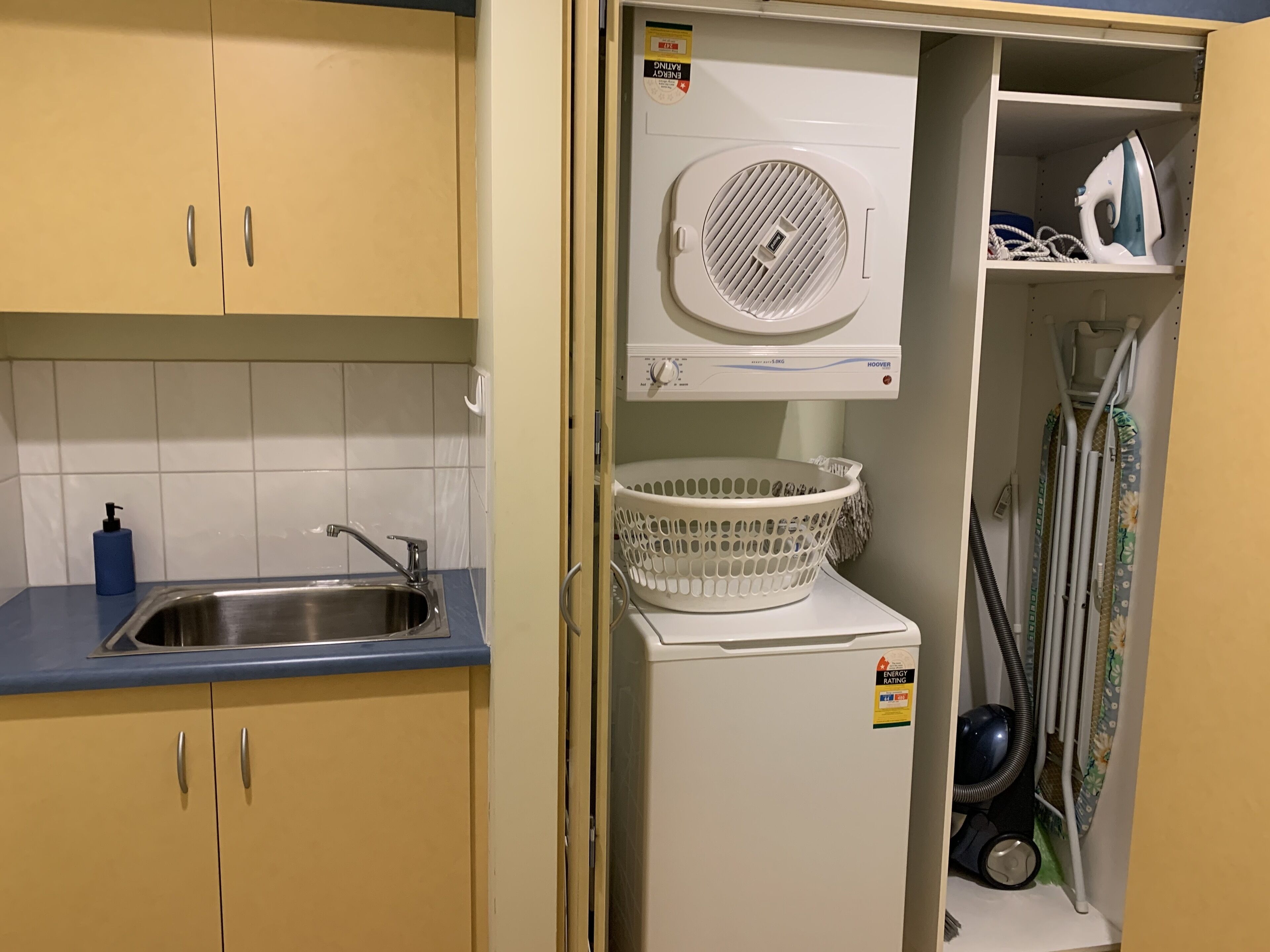 Moana Beach Apartment  - The Esplanade — image 22