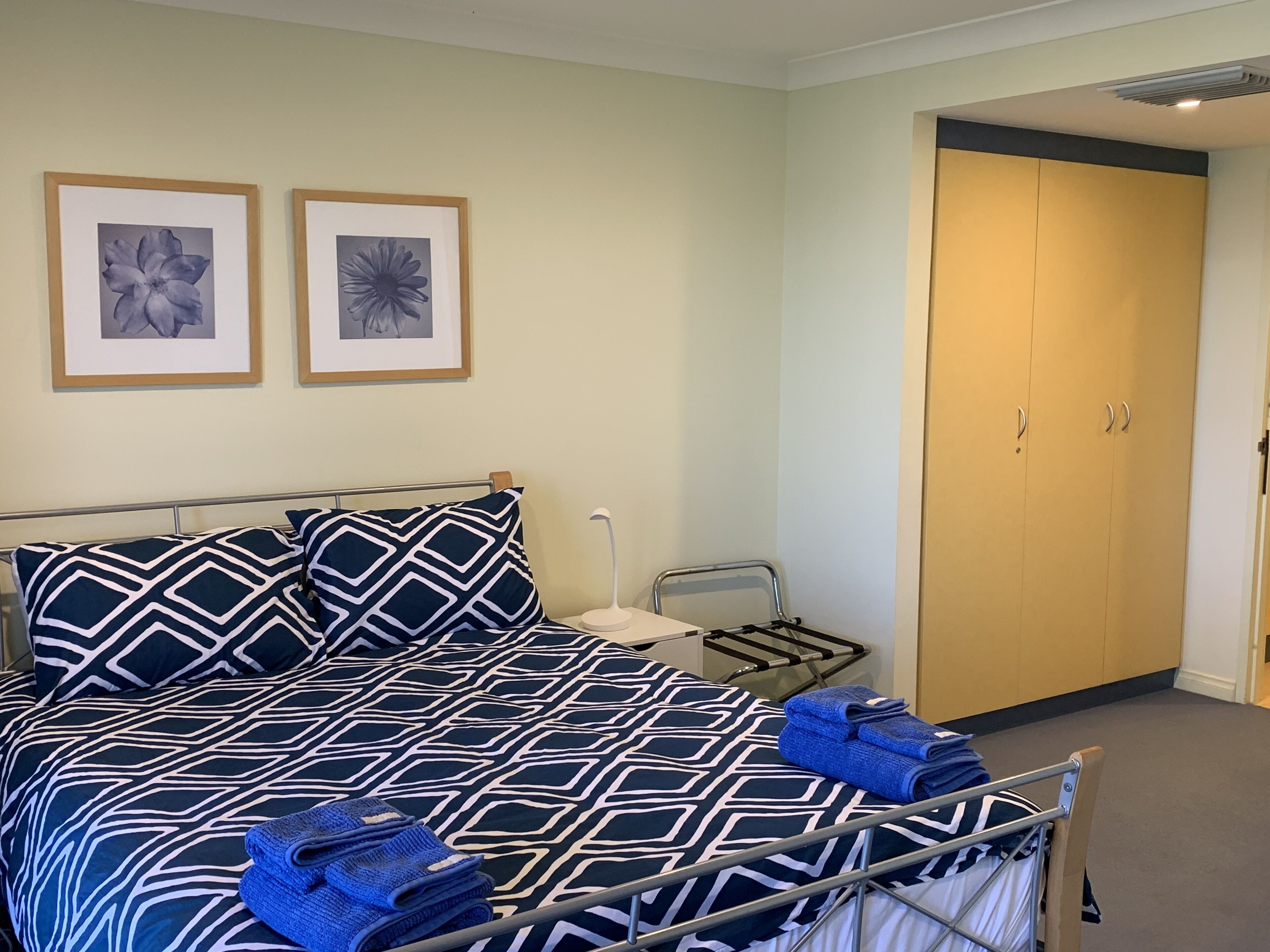 Moana Beach Apartment  - The Esplanade — image 20