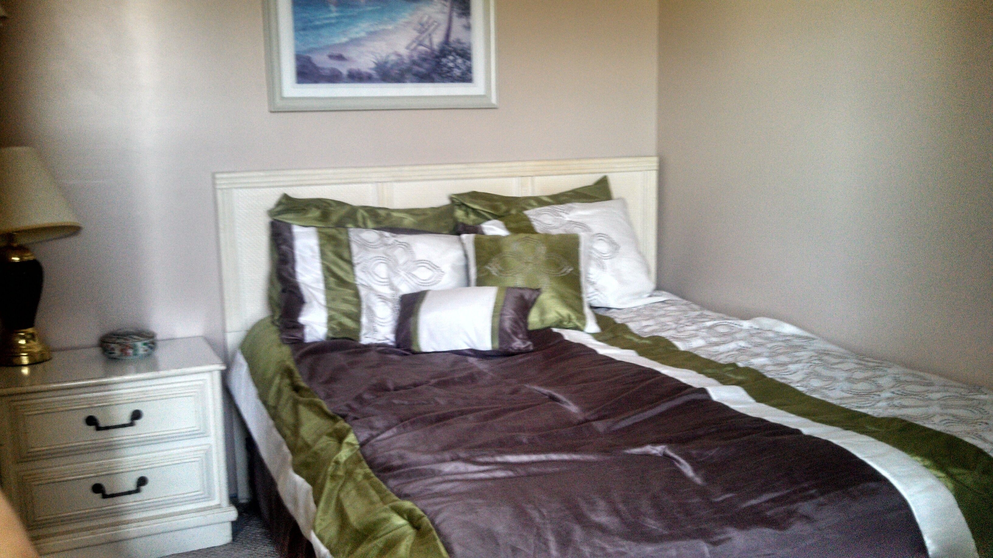 INCREDIBLE OCEANFRONT VIEWS FROM THE LIVING ROOM AND MASTER BEDROOM!!!!