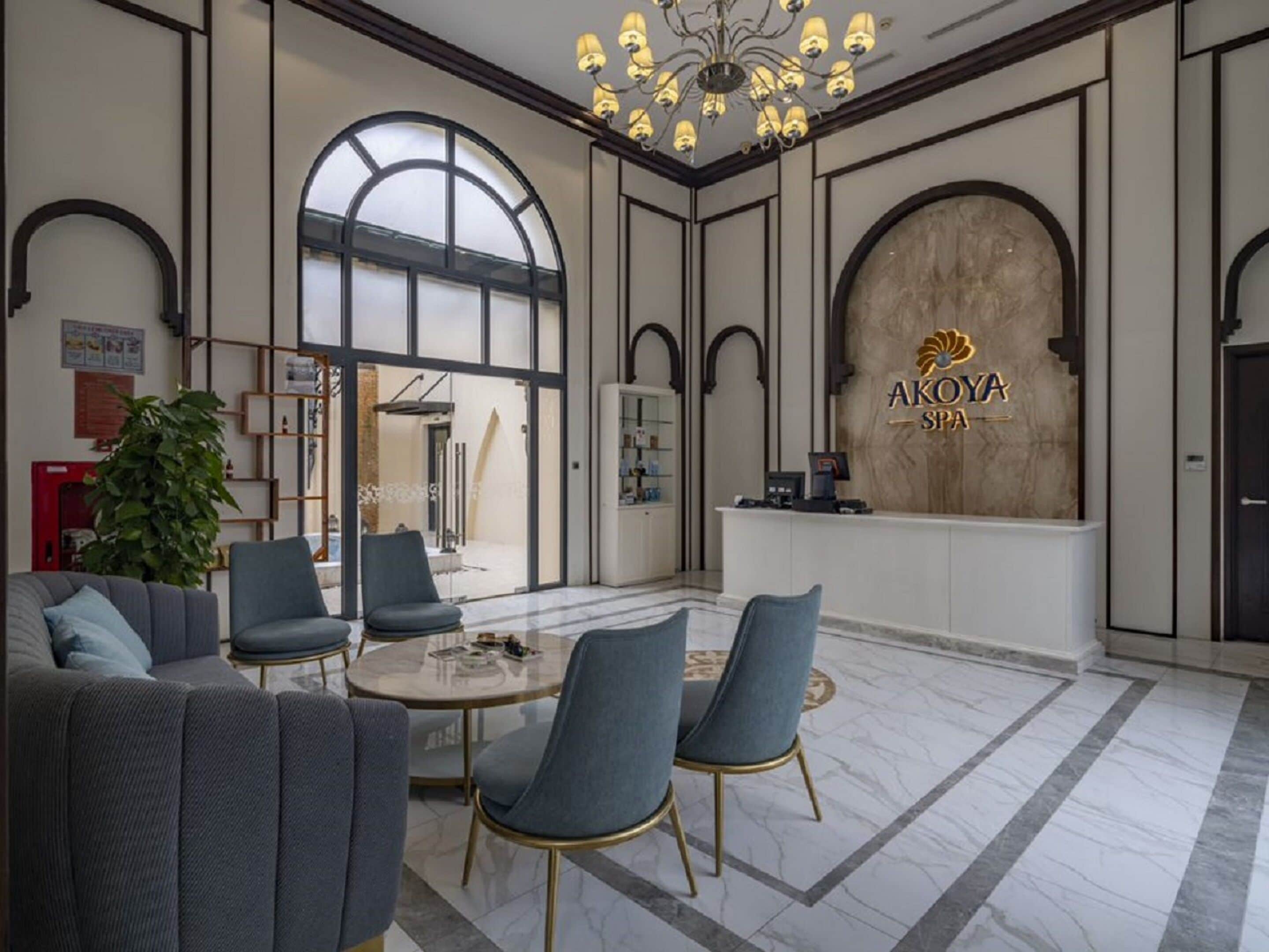 sauna, hot tub, steam room, body treatments, hot stone massages