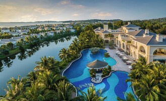 숙박 시설 정면