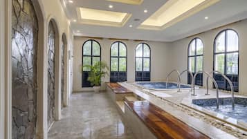 Badstue, boblebad, dampbad og kroppsbehandlinger