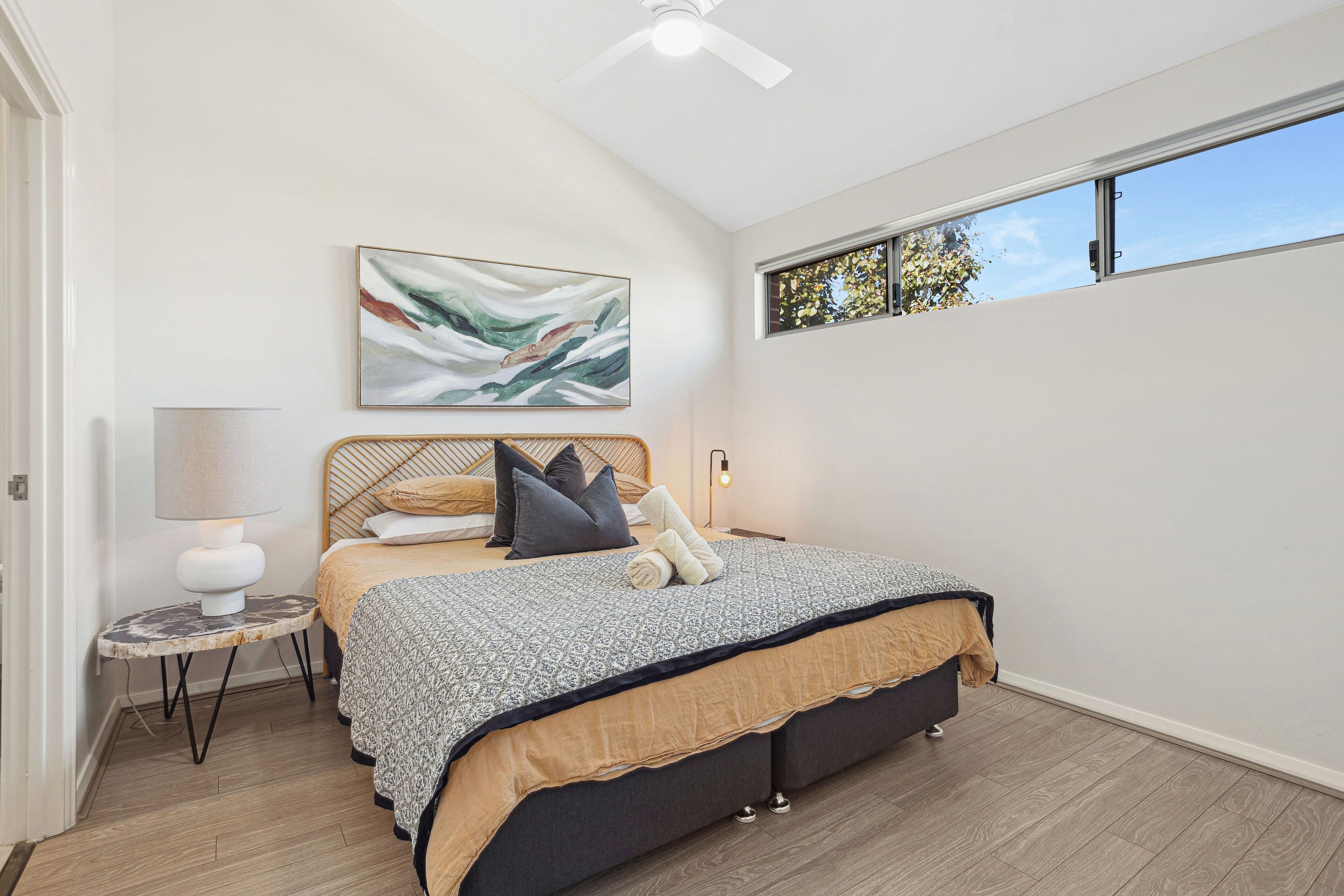 2 bedrooms, iron/ironing board, travel cot, free WiFi