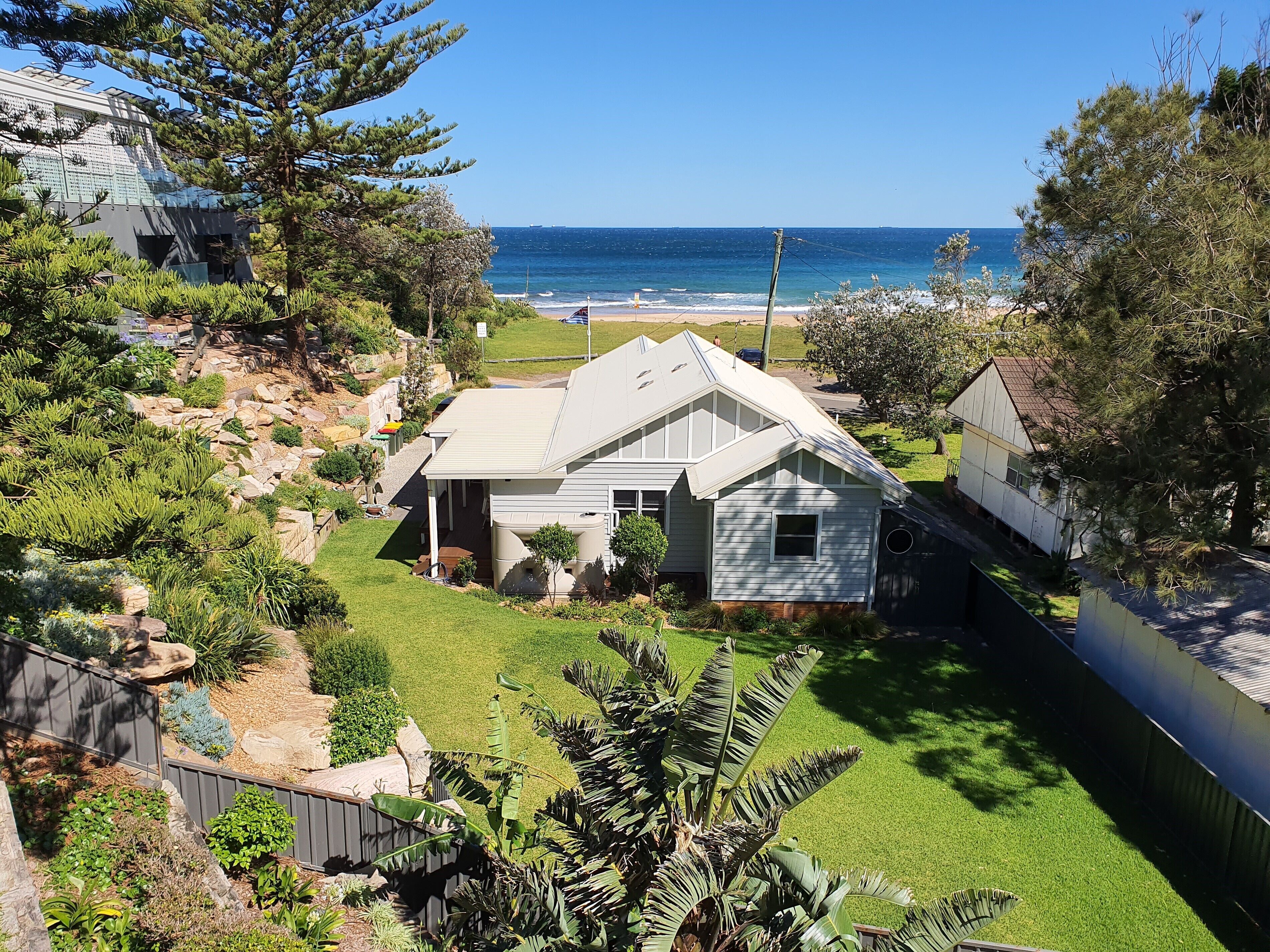 Arriba Beachfront Cottage Thirroul
