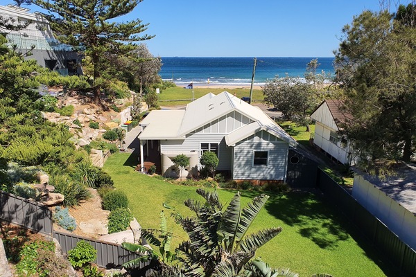 Arriba Beachfront Cottage Thirroul