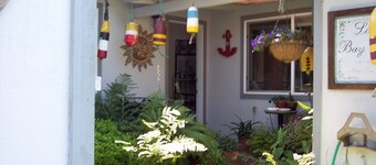 Lou's Bay View in Scienic Coos Bay- Charleston. Large beautiful Home.