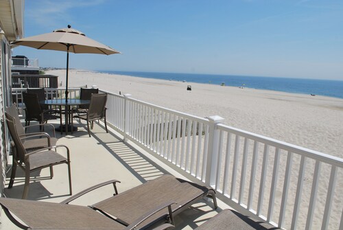Clean and Up-to-Date Oceanfront Duplex