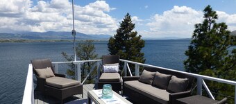 Breathtaking Views, Canyon Ferry Lakefront!