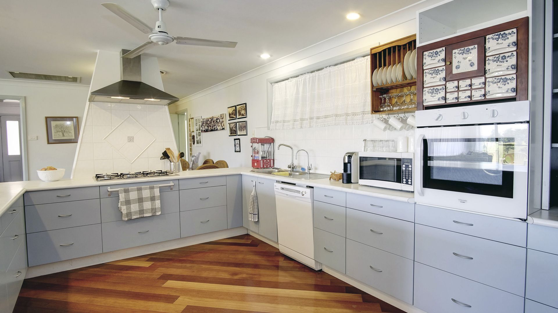 Artisans On The Hill - Refreshingly different on the NSW North Coast