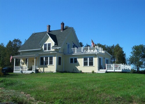 Kauniisti remontoitu 4 makuuhuoneen maalaistalo