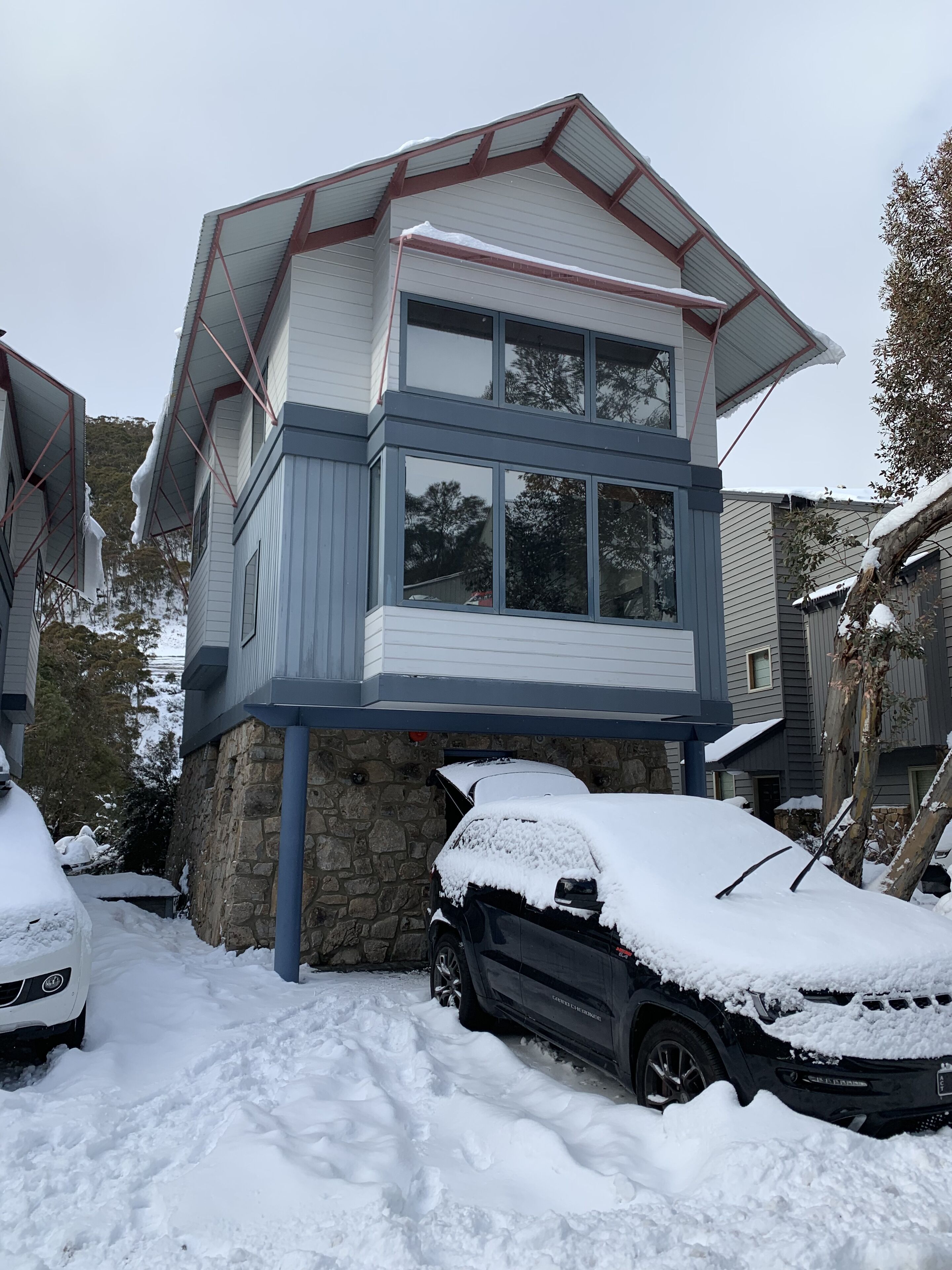 Talgara 3 Ski Chalet Thredbo — image 9