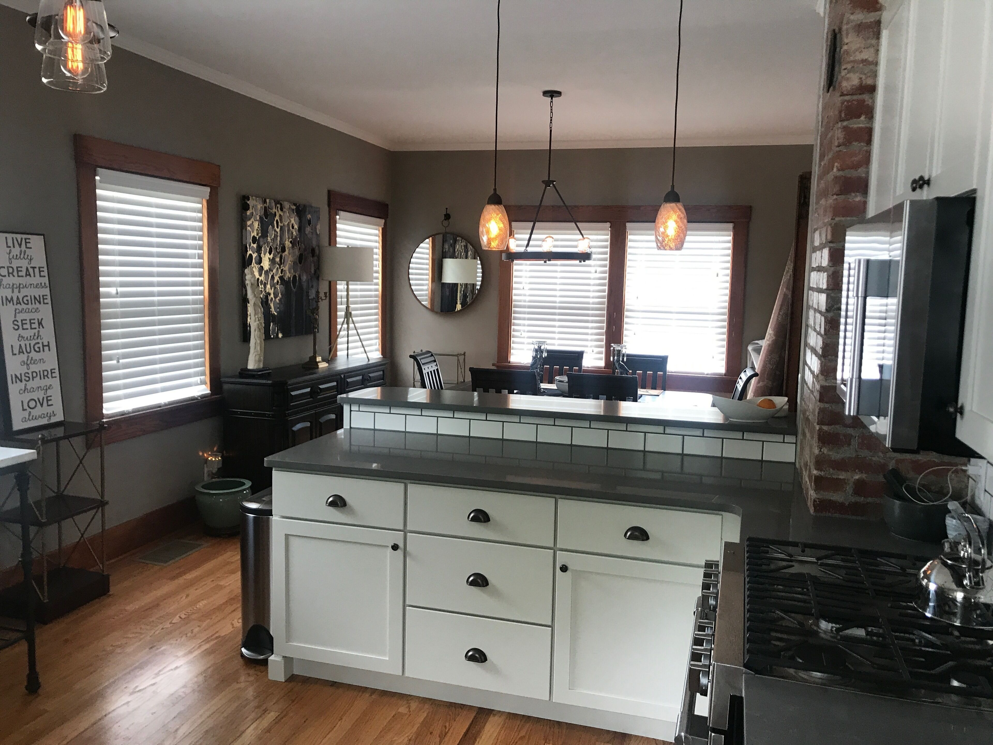 The historic Mahoney House in Russell is ideal for families and large groups