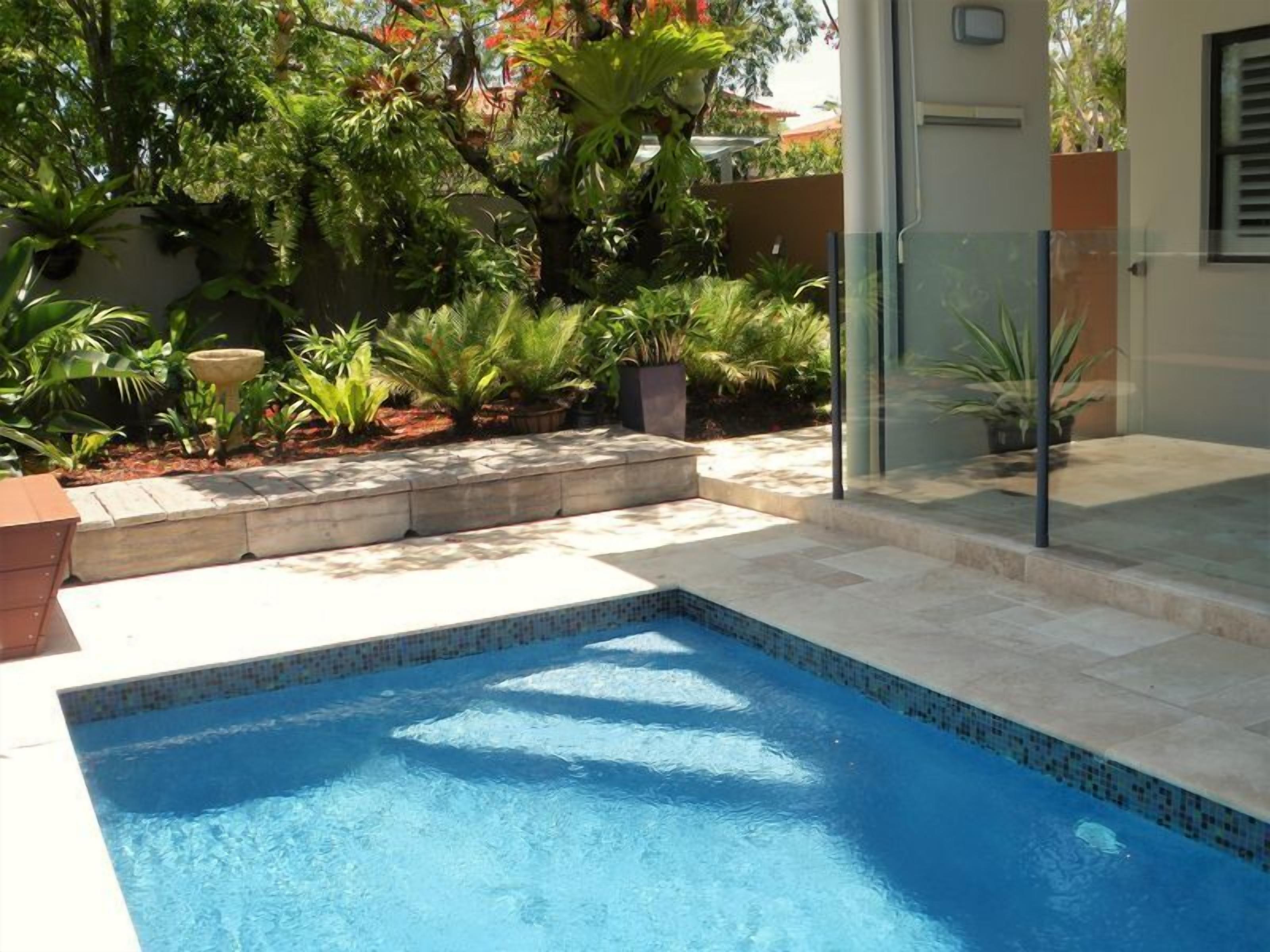 1 bed room self contained appartment