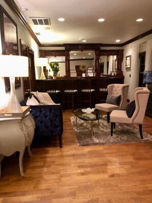 Carriage House Salon