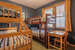 3 habitaciones, wifi gratis y ropa de cama 