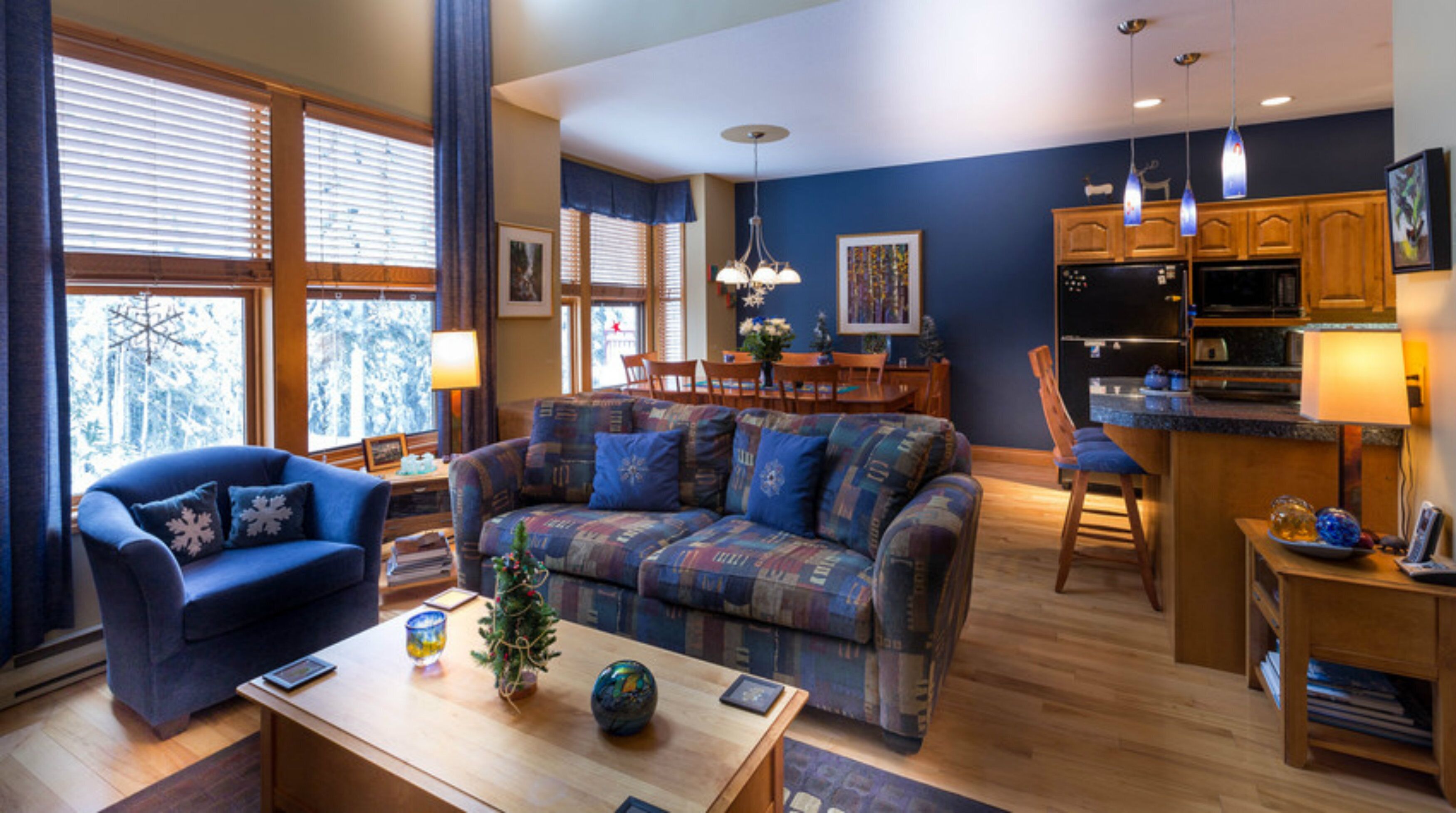 Deluxe Townhouse on the Knoll Ideal for 2 Families with Private Hot Tub!