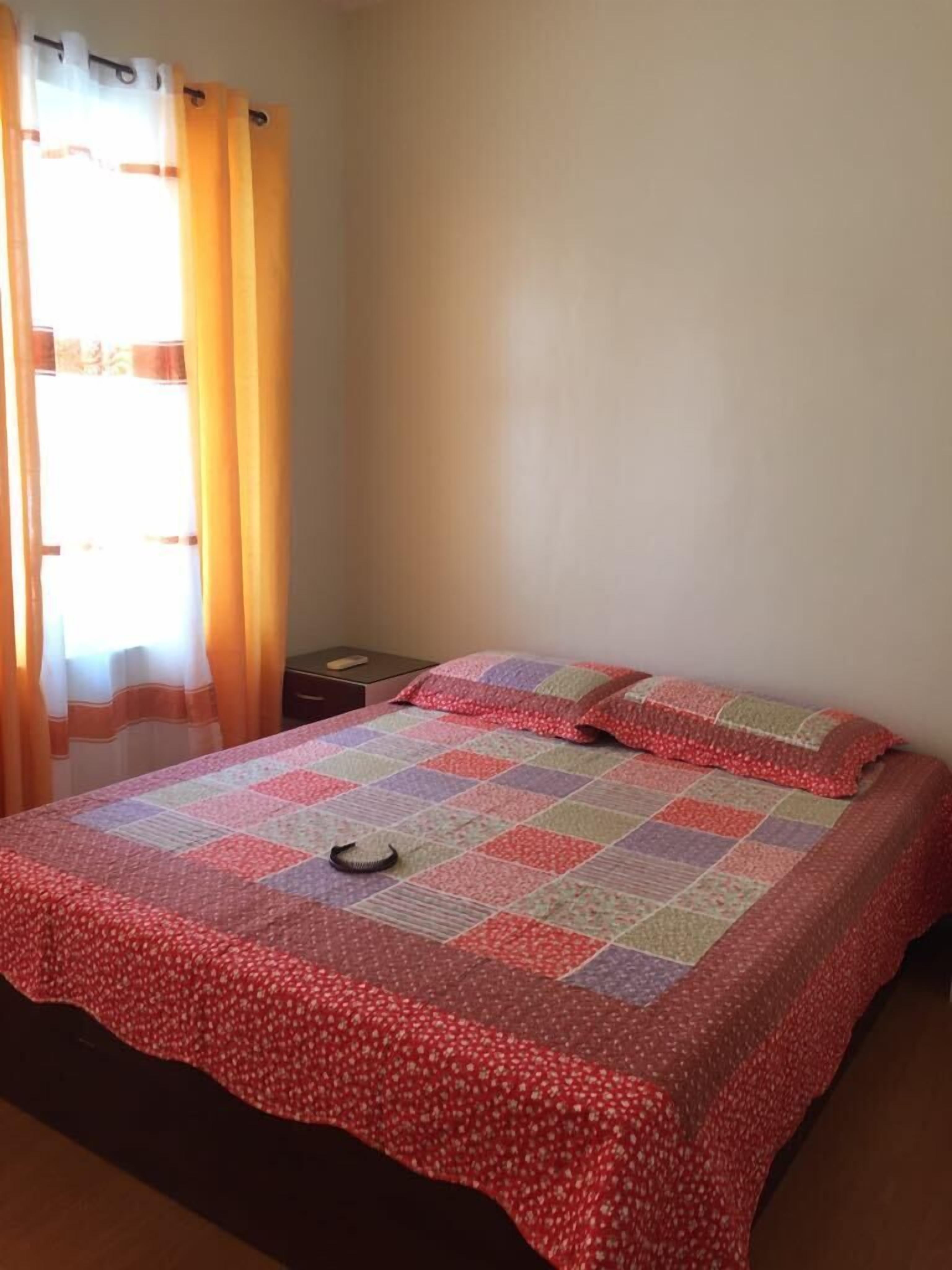 Aguba's Home @ Pontefino Prime - 3BHK @ Batangas City