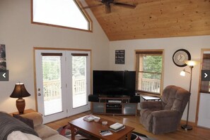 TV connectée, cheminée, jeux vidéo, Netflix