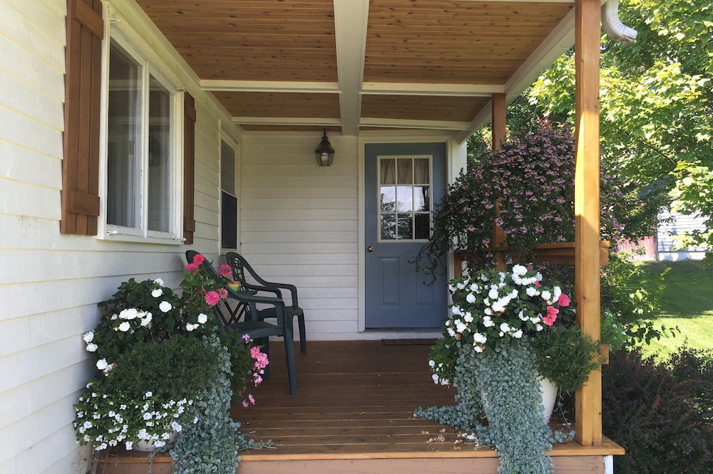 Spacious cottage close to Dreams Park and Cooperstown