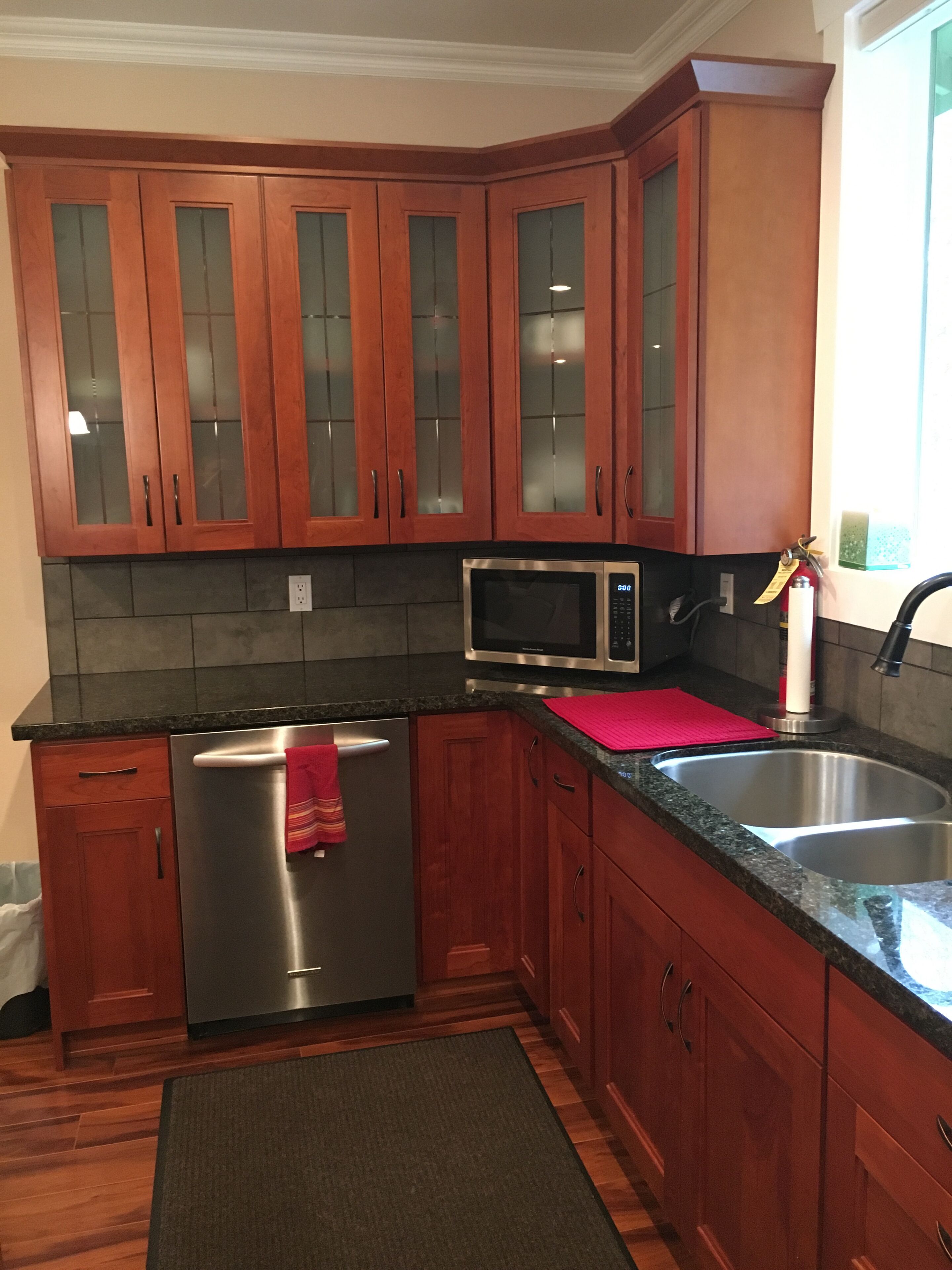 Peaceful Country Living | Spacious |Walking paths |Romantic and Family friendly