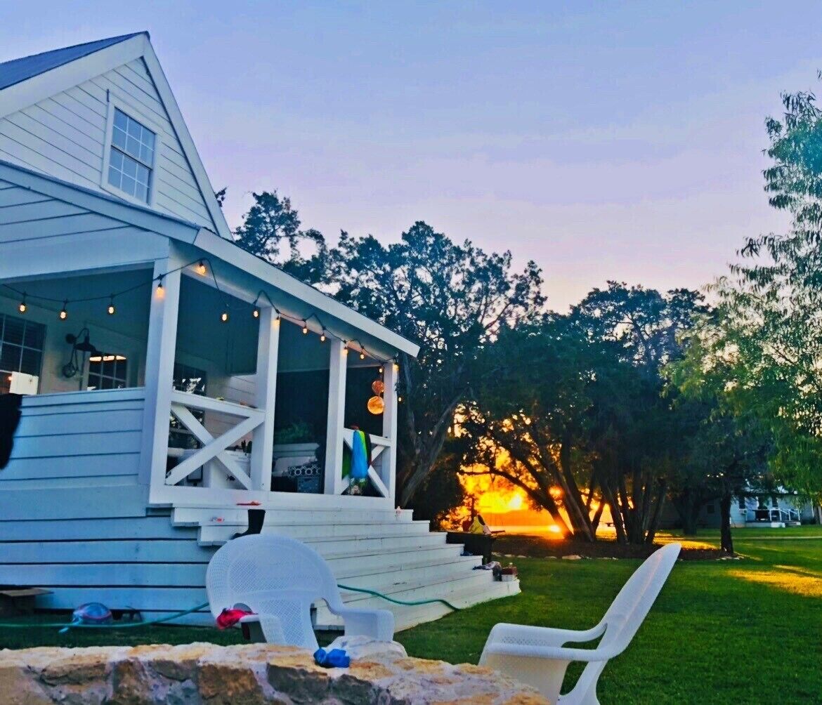 Seaside-inspired "lakeside" on Possum Kingdom NEW TO Vrbo! #texashillcountry