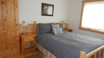 4 bedrooms, Internet, bed sheets