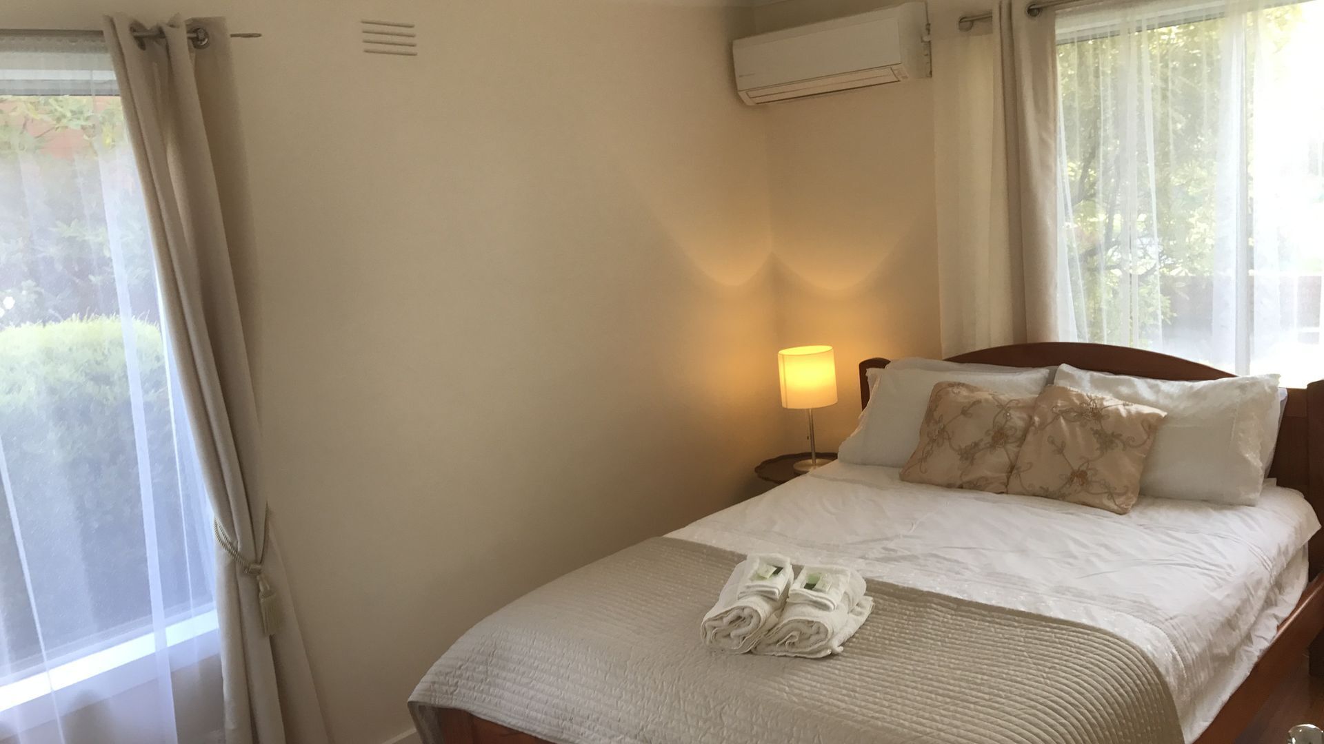 Blackburn Holiday Apartment 4 — image 4