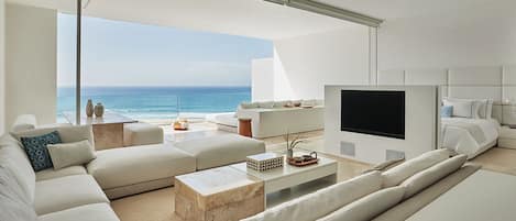 Smart TV, lareira, videogames