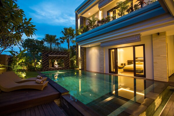 Outdoor pool - Luxury 3BR villa with private pool near Uluwatu Bingin surfing beach Jimbaran. (Jimbaran)