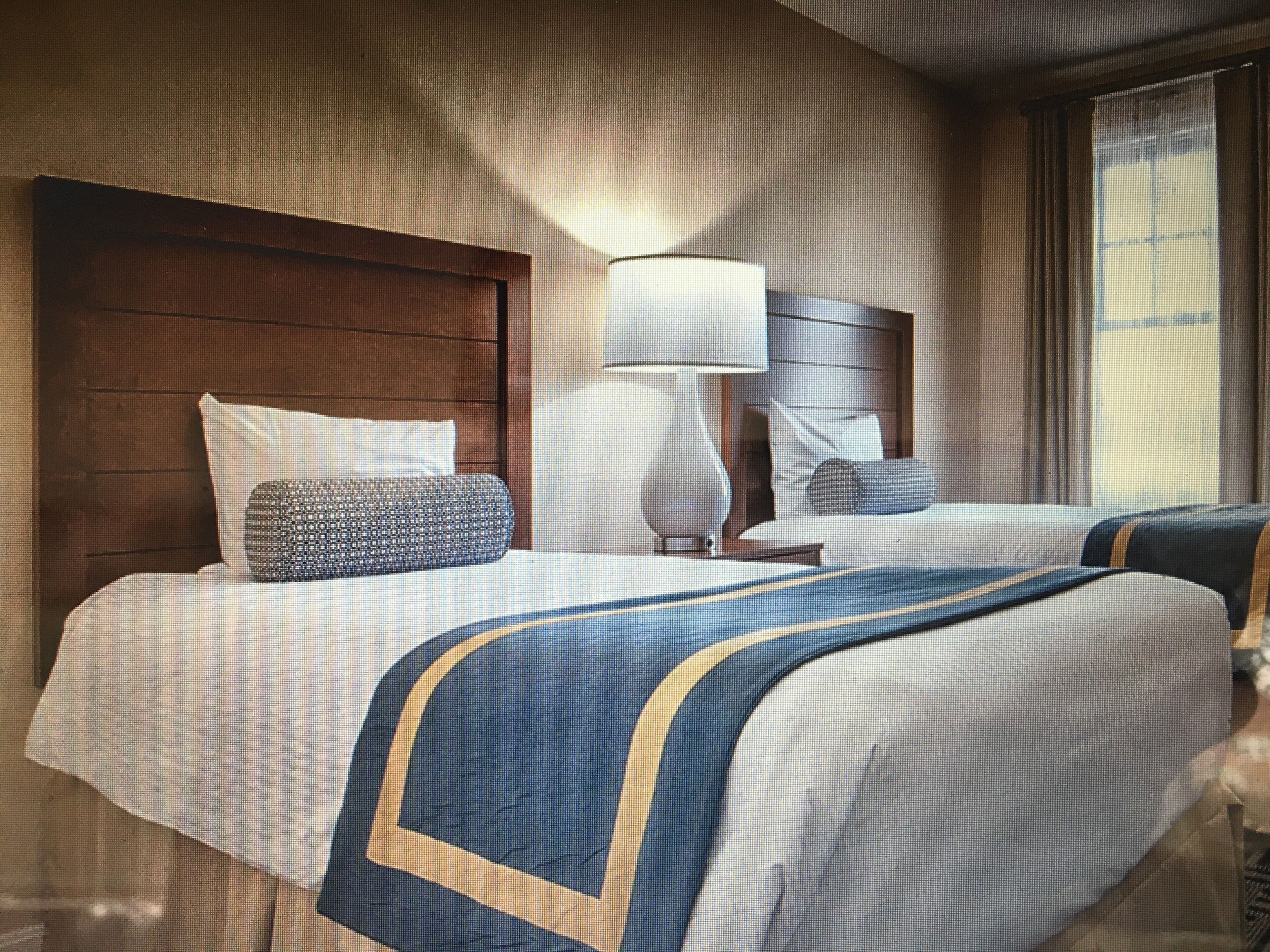 2 BR 2 Bath spacious unit @ Long Wharf resort, free WiFi, pool, close to harbor!