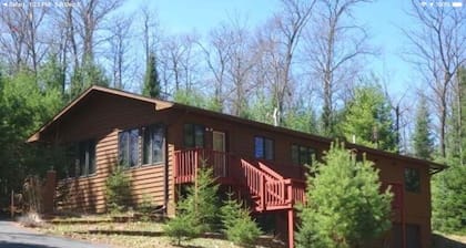 Retiro de Wisconsin Northwoods - Acceso al lago Big Saint Germain