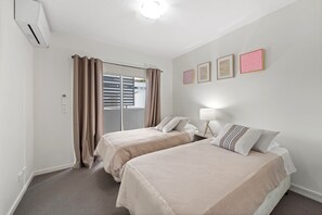 2 chambres, bureau, fer et planche Ă repasser, Wi-Fi gratuit