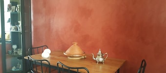 Un piso acogedor en un barrio tranquilo