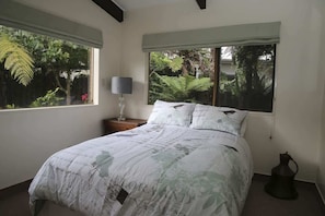 4 bedrooms, iron/ironing board, travel cot, WiFi