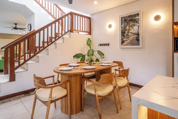 Unclassified image, 1 of 39, button - 2 BR Villa Mienna, 2 Mins Walk to Restaurants (Badung)