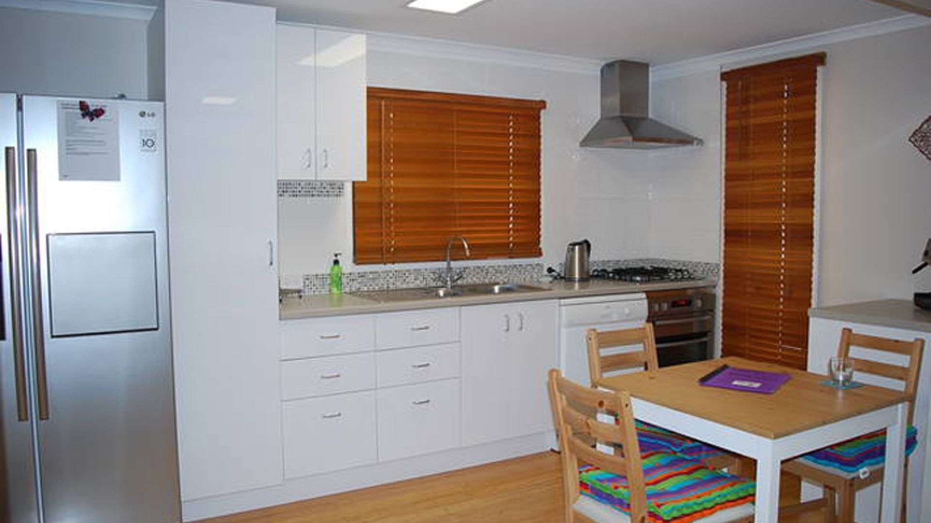 Digger's Rest Broome JUST BRING YOUR SUITCASE — image 3